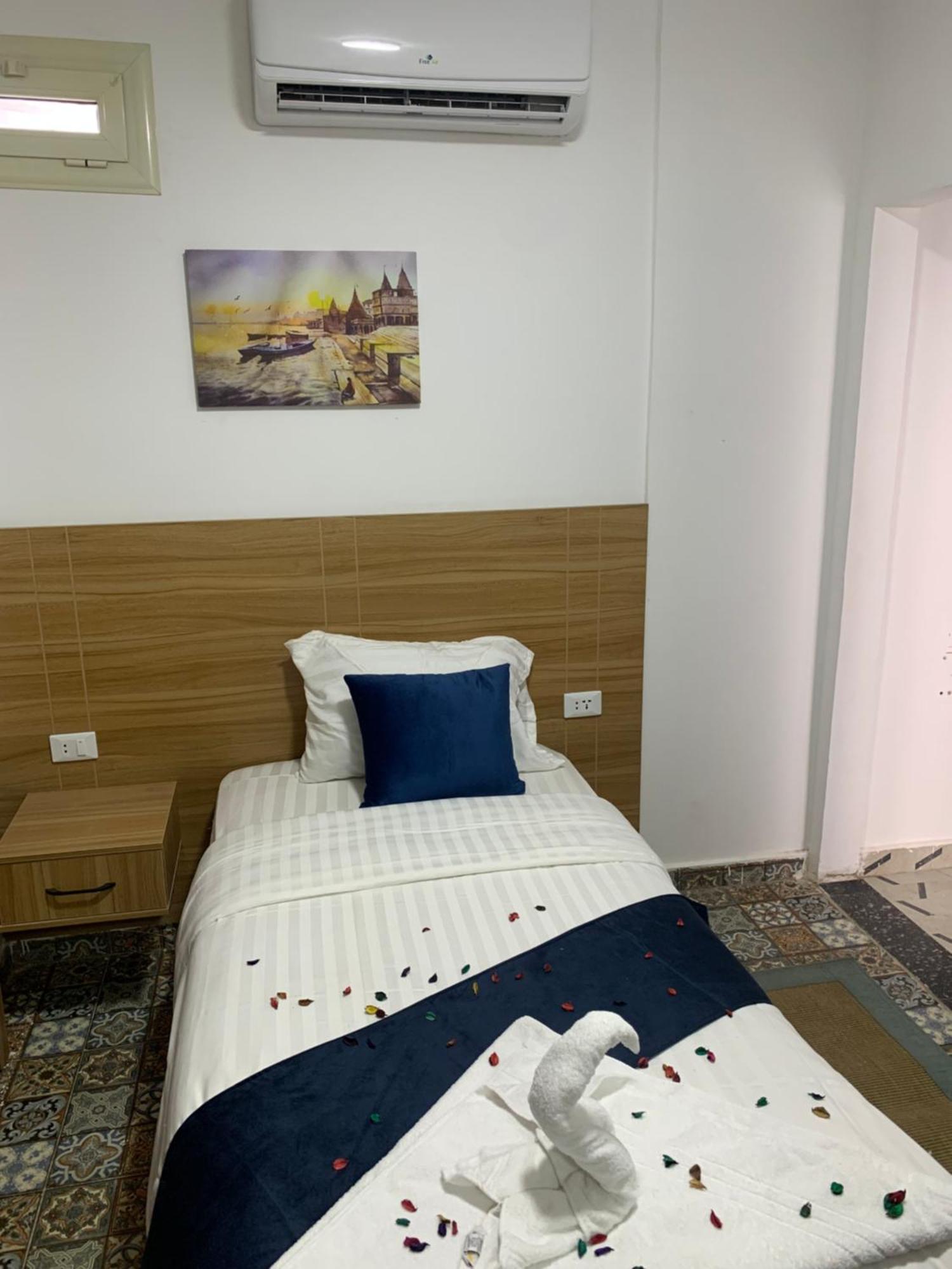 Elite Pyramids Inn Islamic Inn Kafrat al Jabal Exterior photo
