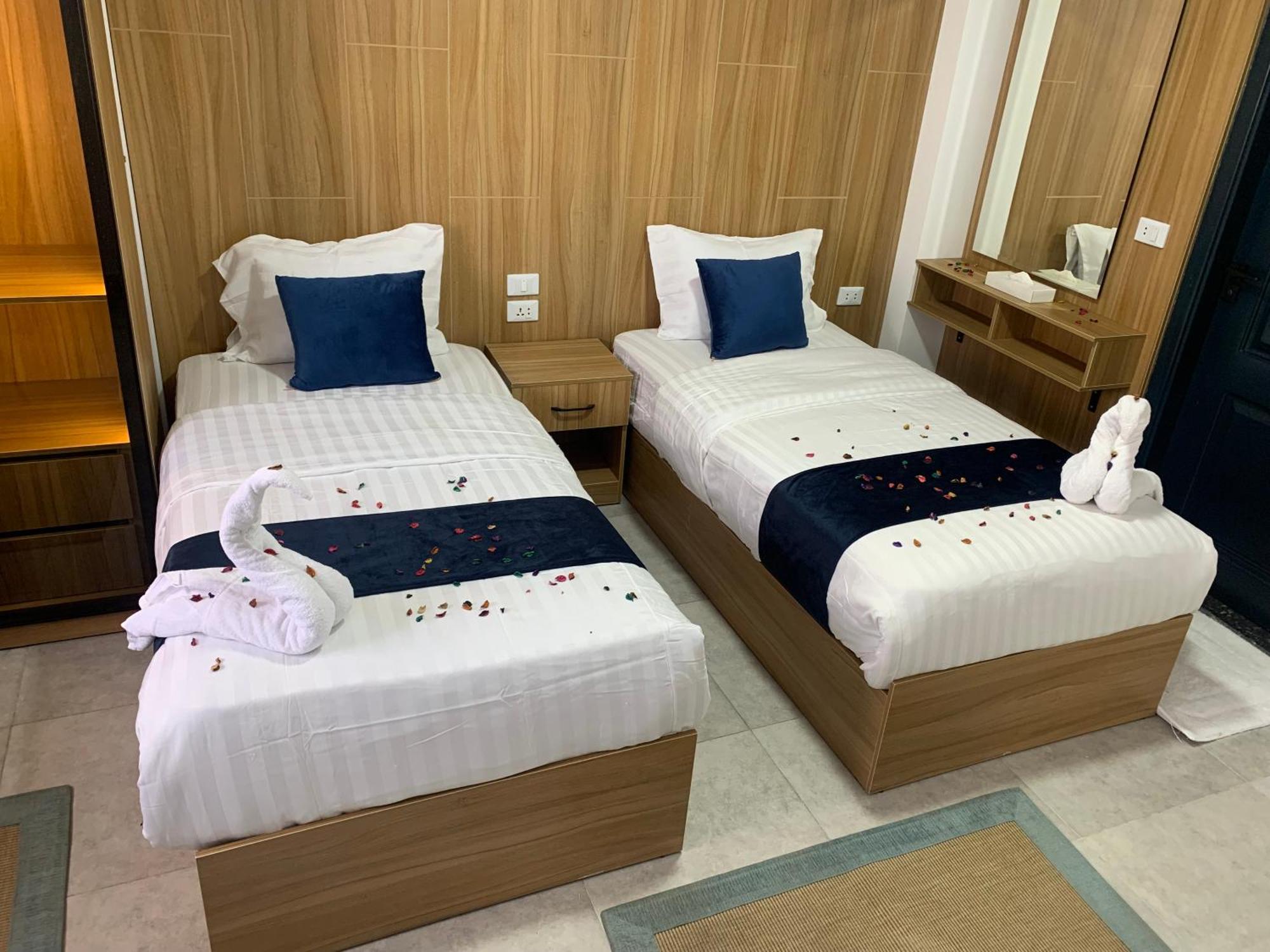 Elite Pyramids Inn Islamic Inn Kafrat al Jabal Exterior photo